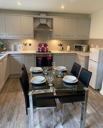 Doc Y Gogledd Apartment ลาแนคลี ภายนอก รูปภาพ